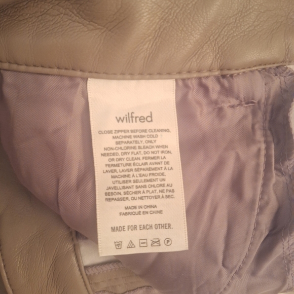 Aritzia Melina Faux Leather Pants SZ 2 NWOT - Picture 9 of 11
